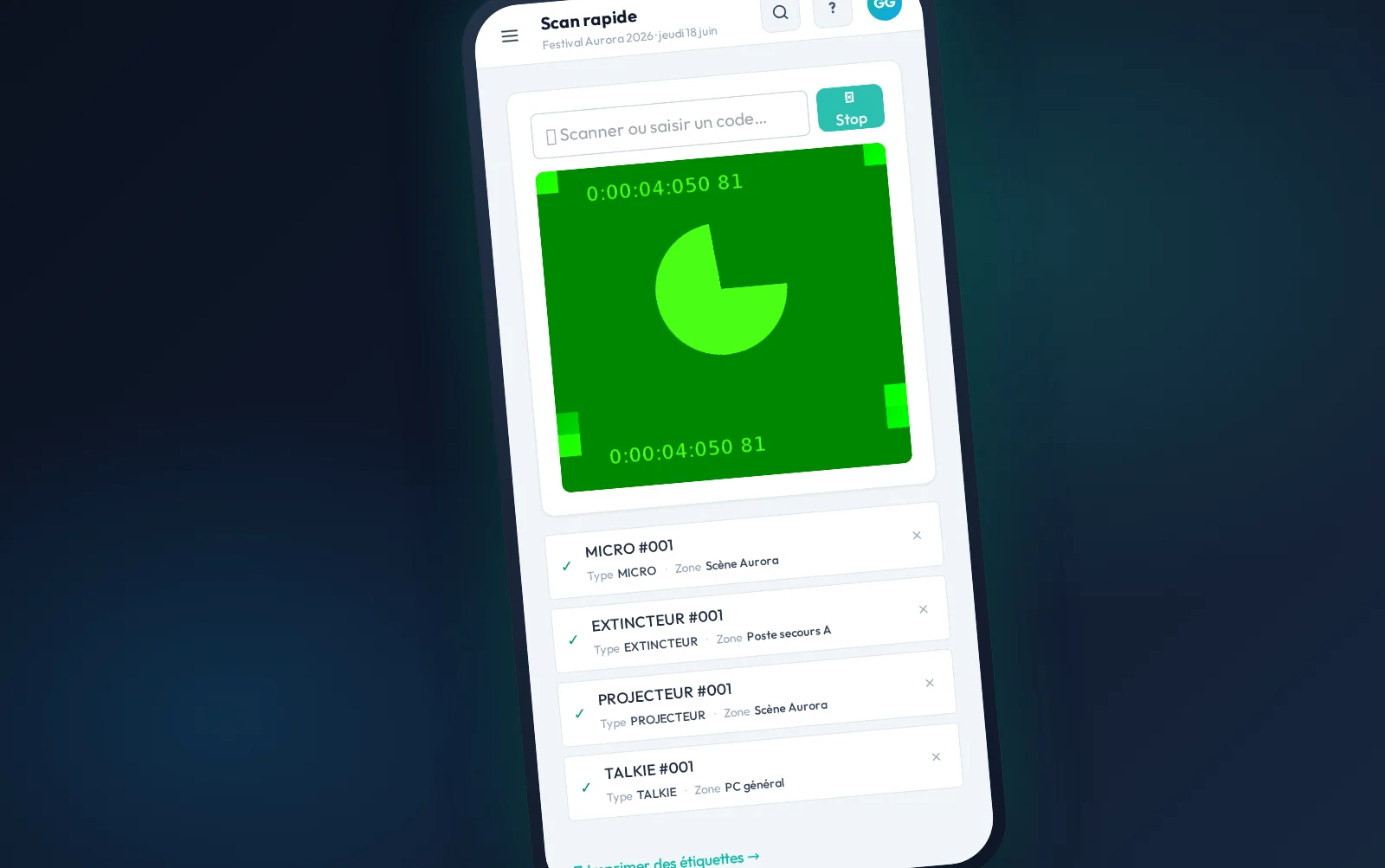 Scan rapide EventPlanner sur mobile : grands boutons tactiles, fort contraste, caméra de scan active et équipements déjà scannés — pensé pour le terrain